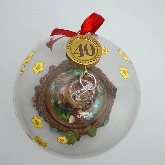 Disney The Fox and the Hound Legacy Sketchbook Christmas Ornament #16 - Picture 5 of 6